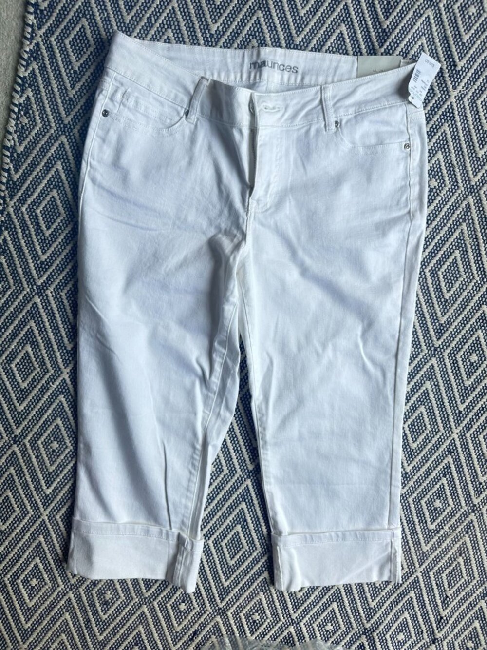 NWT Maurices white midrise crop jeans sz 12